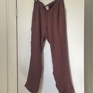 Haute Hippie Burgundy Patterned Pants size small 100% silk